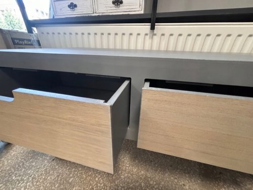 4afaca3ab8618427db8e1b86c228019a