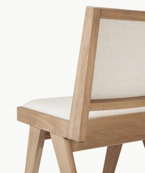 e43d958216e51f63573636aff235d78c