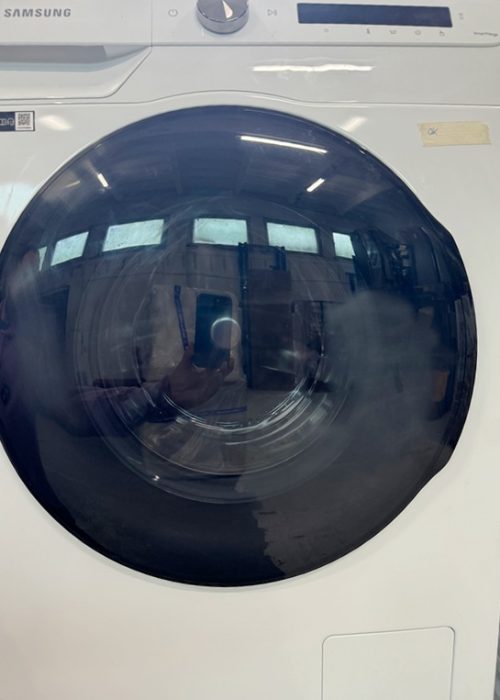 7562019490b24b0ef74e2d79f03c39b1