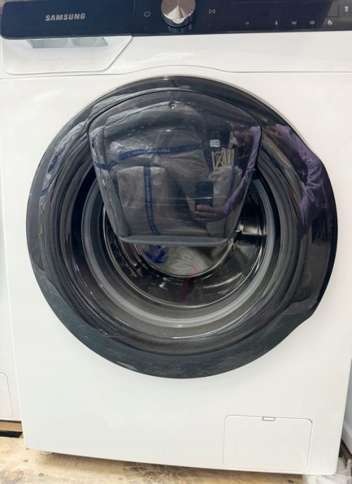 076036b8cea5641b58368019a0d804d9