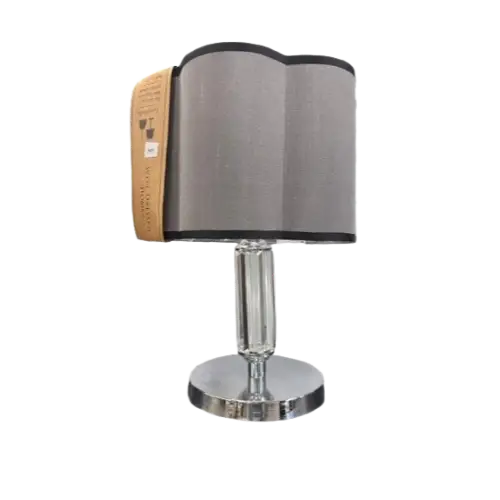 Elegancka lampa stołowa Irma z chromowaną podstawą i szkłem