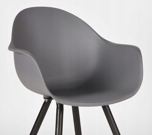 8b6857cb47130194c65d4bde0b2a99a9