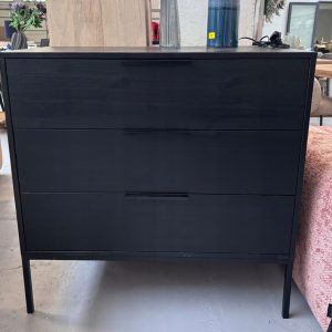 bef9bbda8249e9d0290e8677dfe43b7b