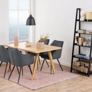 aeaa8696de3fe7d47e7a58e63b99c27d