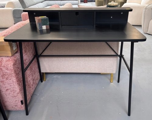 f93f51f8fad424b003a73ee82ca3f705