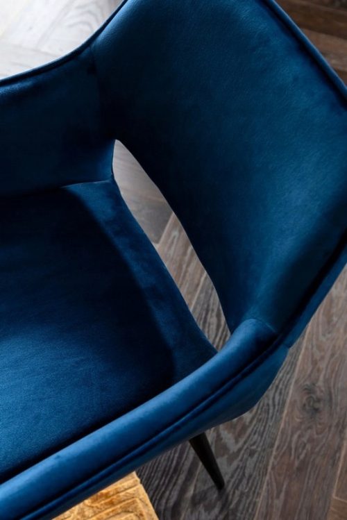 b2899e2566b7e9c9559a495b0133e5cd